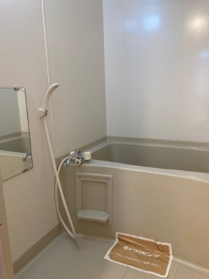 【浴室】 | プチ・ヴィラージュ Ｅ | 浴室