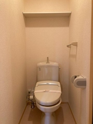 【トイレ】 | プチ・ヴィラージュ Ｅ | トイレ