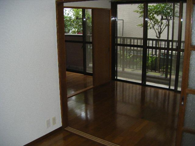 クレメゾン西船の居間・リビング