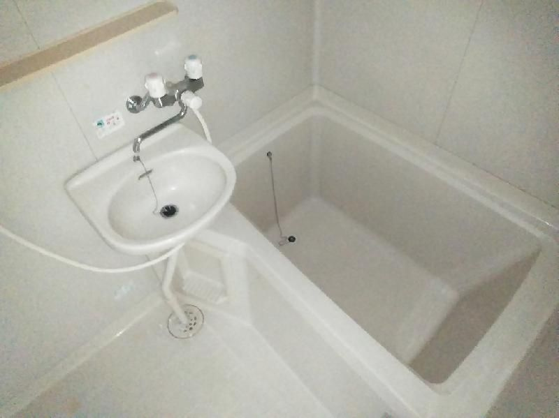 アシストおのBの浴室