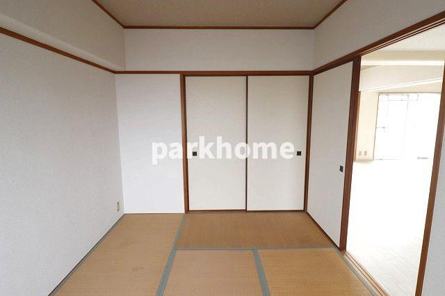 島谷グランドハイツの和室|日本らしい落ち着いた雰囲気の和室です