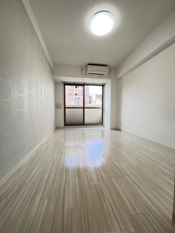 大阪市城東区野江２丁目の賃貸マンションの居間・リビング