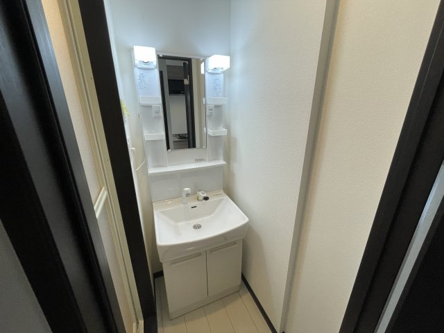 ブリリアントTの独立洗面台