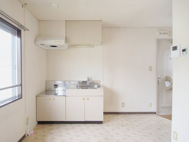 ハイツLAの居間・リビング