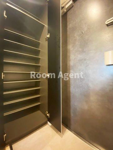 パルティール中村公園の玄関