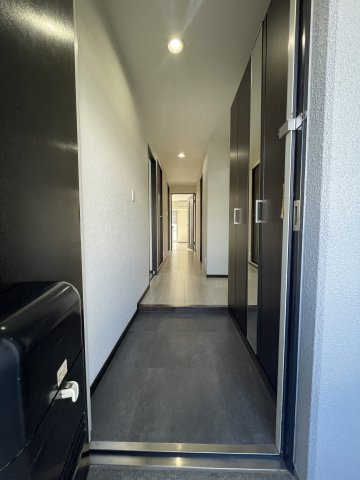 PHOENIX COURT 交野Ⅰの玄関