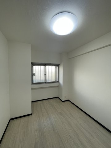 PHOENIX COURT 交野Ⅰの洋室