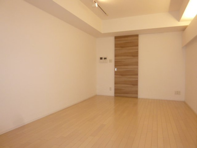 【寝室】 | デュオン新大阪レジデンス | ※別部屋参照