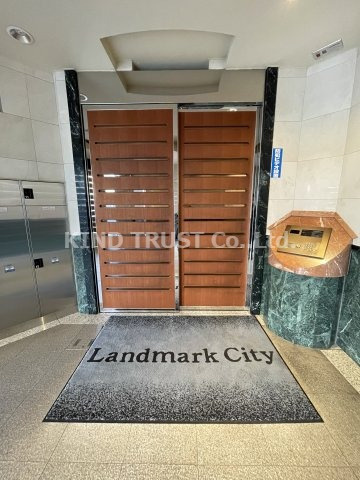 ランドマークシティ梅田東のエントランス|毎日通るエントランスはこのようになっています