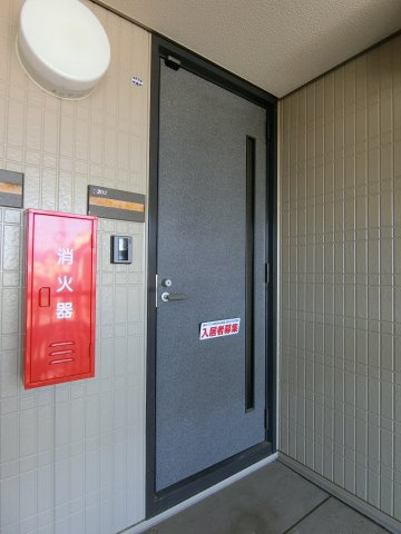 ブルームーンだいせんの玄関|イメージ202号室の写真（反転あり）