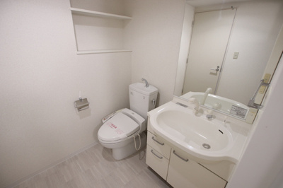 洗面台、トイレ同室