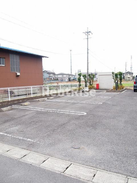 ジュネスメゾンの駐車場|駐車場