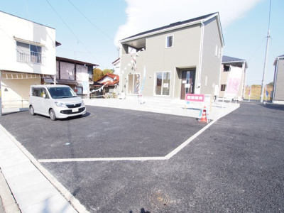 【駐車場】 | Cradle garden　伊達市梁川町古町　1号棟 | 広々とした駐車場♪