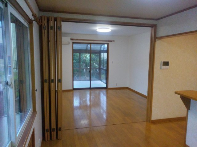 西伯郡南部町戸建の居間・リビング