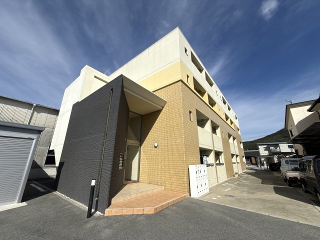 フィレール　デュ　トラジャⅦの外観
