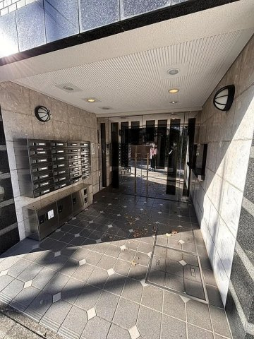 クレッセント田園調布のエントランス