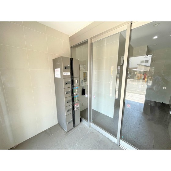 熊本市中央区九品寺４丁目の賃貸マンションのロビー