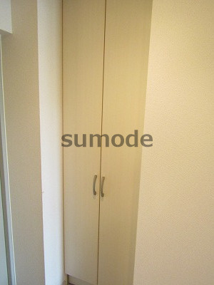 サンローズ南茨木の玄関