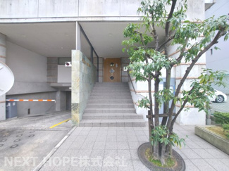 【エントランス】 | アズックヒル尼崎 | お洒落なエントランスです♪