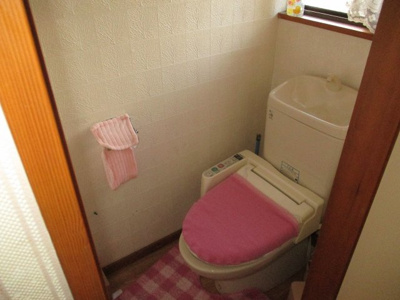 【トイレ】 | 岡谷市神明町3丁目 中古住宅⑱ | 1階 トイレ