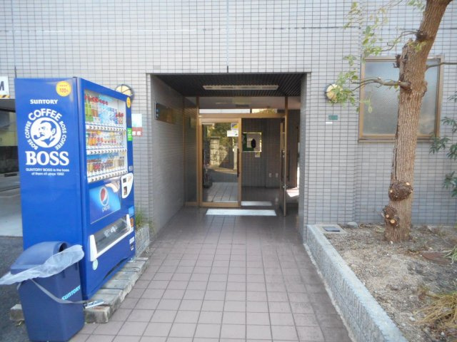 アートヒルズマンションのエントランス|落ち着いたエントランスです