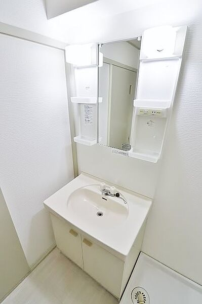 アートヒルズマンションの洗面所|使いやすい洗面所です