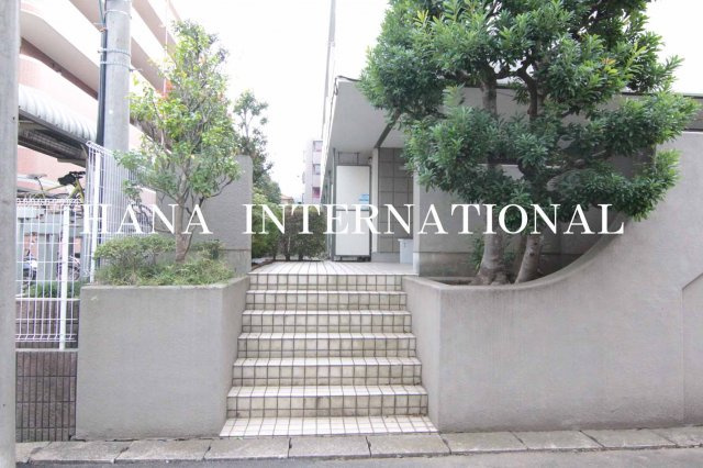ハイツＨＩＲＯのエントランス