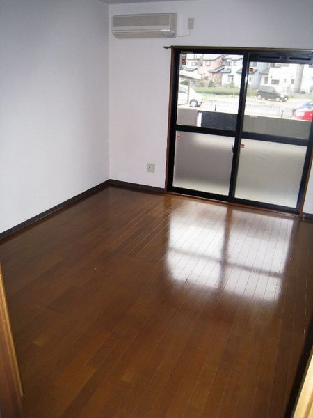 ヴィラ・ルース　　の居間・リビング