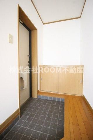 末吉大丸マンションの玄関|きれいな玄関です