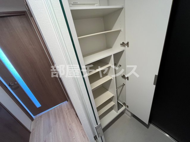 エスリードレジデンス上前津フロントの収納|大きなものも収納できそうです