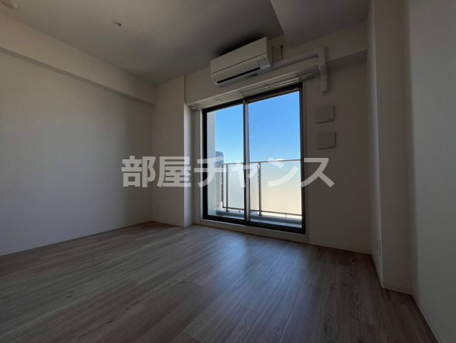 エスリードレジデンス上前津フロントの居間・リビング|使いやすい居間です