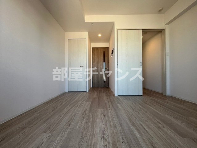 エスリードレジデンス上前津フロントの寝室|使い勝手のいい寝室です