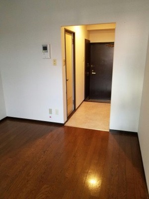 【洋室】 | ロマネスク西新オレンジ通り | 別号室の写真になります。現況優先。