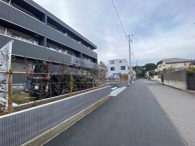 ジェンティーレ・トリヤマⅤの駐車場