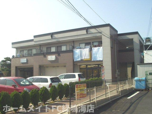 セゾン丸ノ内の外観