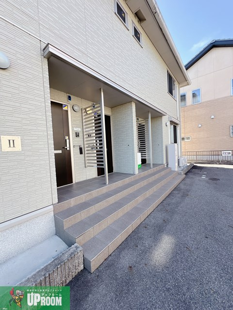 パークサイド東出 Ⅱのエントランス