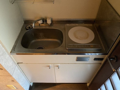 【キッチン】 | ダイナコート博多 | 別号室の写真になります。現況優先。