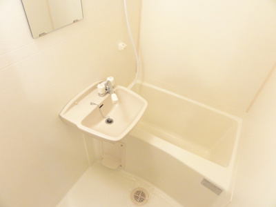 【浴室】 | クオリティ荒江1 | 別号室の写真になります。現況優先。