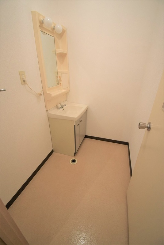 グラン・ビア麻生の洗面所|※別号室の参考写真です。