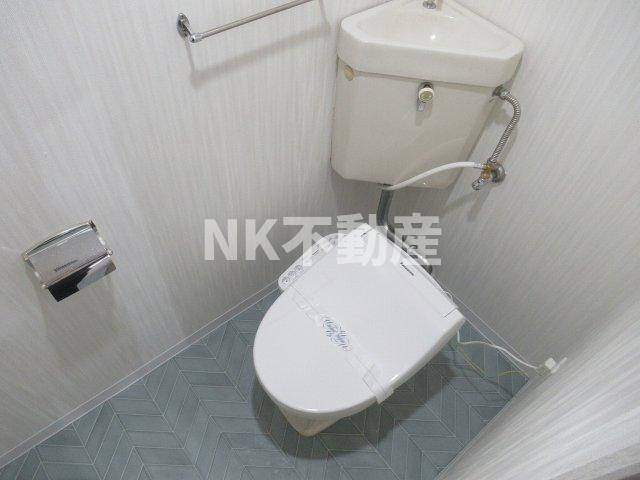 【トイレ】 | コーポ陣内Ⅰ（河内小阪賃貸） | 清潔感のあるトイレです