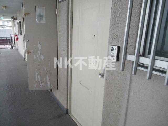 【玄関】 | コーポ陣内Ⅰ（河内小阪賃貸） | 落ち着いた玄関です