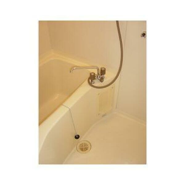 コートビレッジ辻堂の浴室