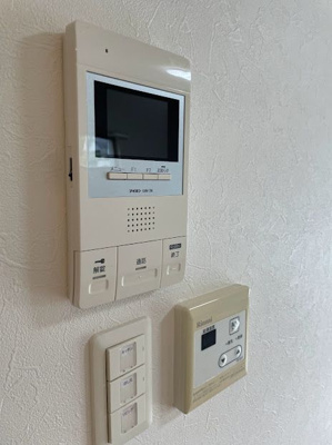 【セキュリティ】 | ポム・ド・テール | 別号室の写真になります。現況優先。