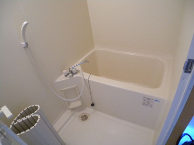 【浴室】 | スカイヒルズ九大前 | 別号室の写真になります。現況優先。