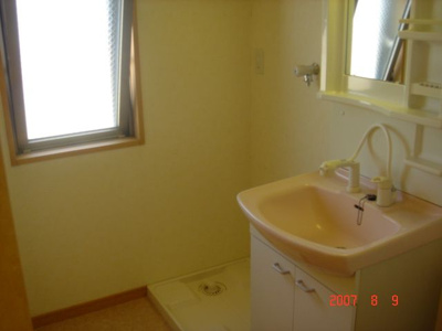 【洗面所】 | スカイヒルズ九大前 | 別号室の写真になります。現況優先。