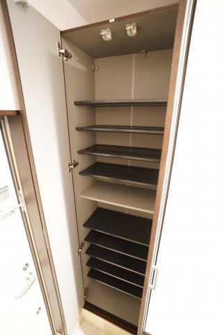 【収納】 | ティアラ本千葉 | ※同物件・同タイプの写真です。