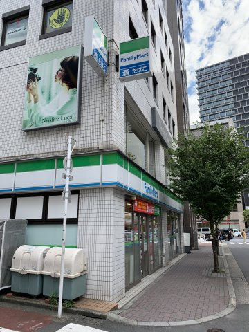 光輪ビルの周辺