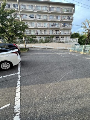 【駐車場】 | 千里関大前コーポラスB棟 | 駐車場★
