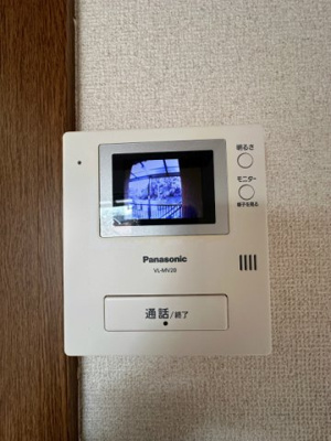 【セキュリティ】 | ニューSⅡ | 防犯対策に有効なカメラ付きインターホン！突然の来客にもバッチリ対応できちゃいます☆