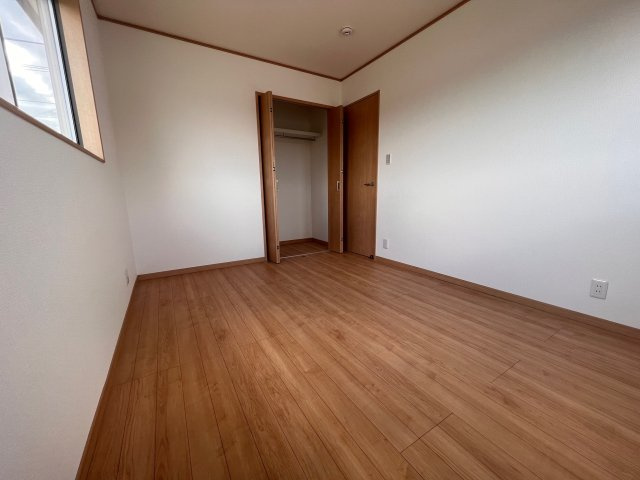 飾磨区中島新築住宅の洋室